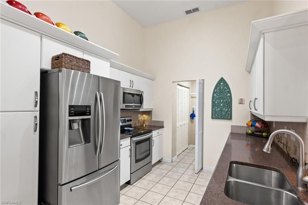 27079 Matheson Ave, Unit 207, Bonita Springs, FL 34135 Photo