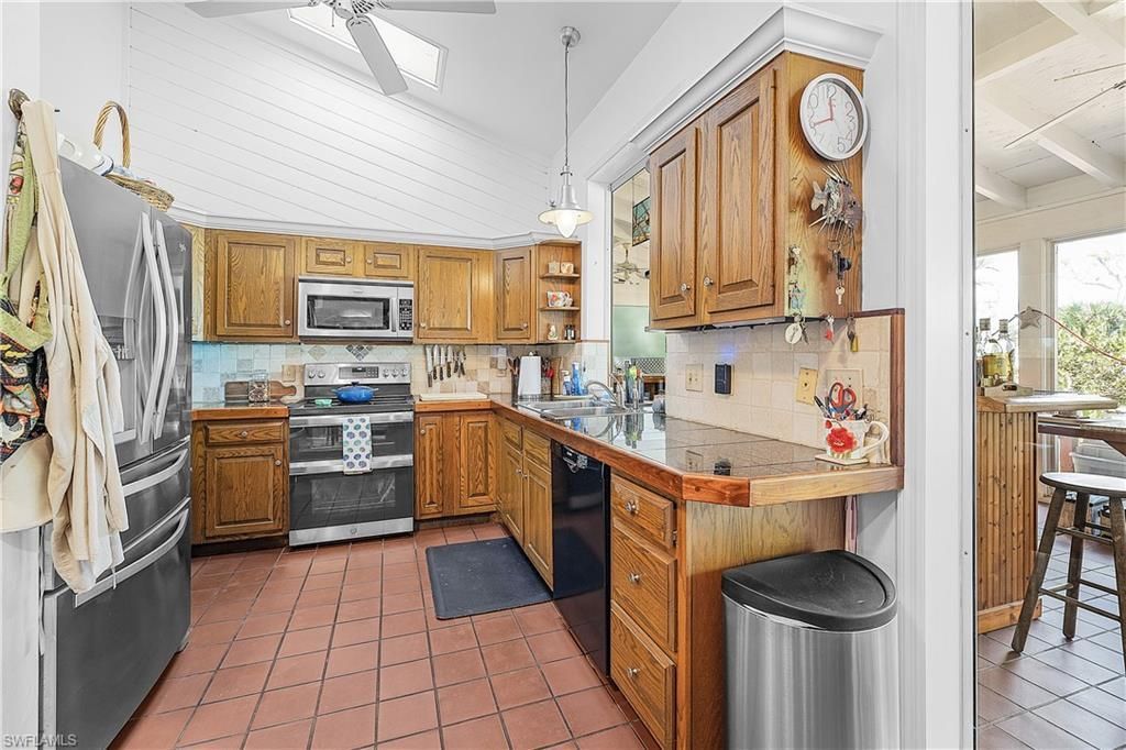 16353 Buccaneer St, Bokeelia, FL 33922 Photo