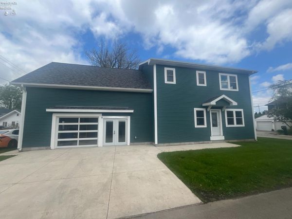 37 Silvern Street, Huron, OH 44839