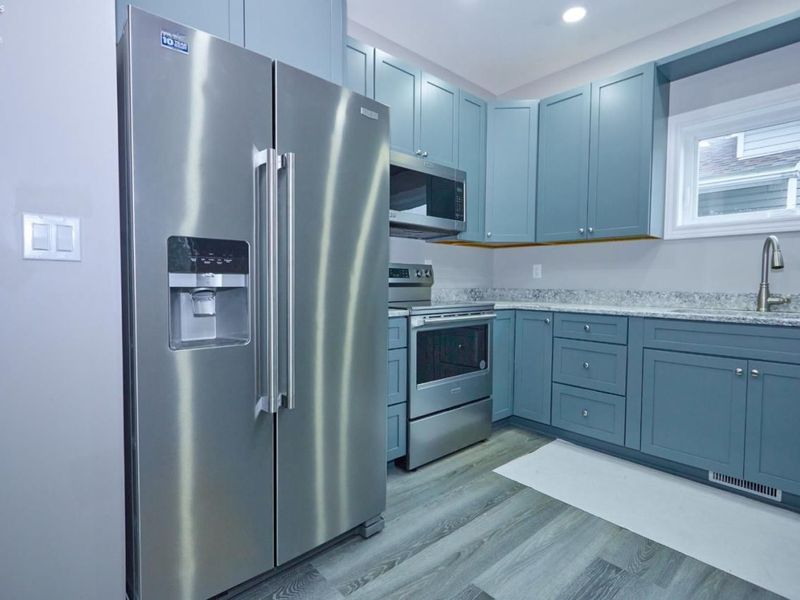 37 Silvern Street, Huron, OH 44839 Photo 5