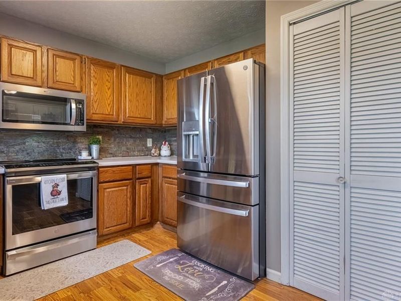 1011 Brookwood Court, Fairborn, OH 45324 Photo 12