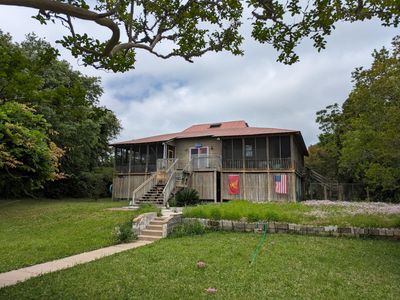 2668 Middle Street, Sullivans Island, SC 29482