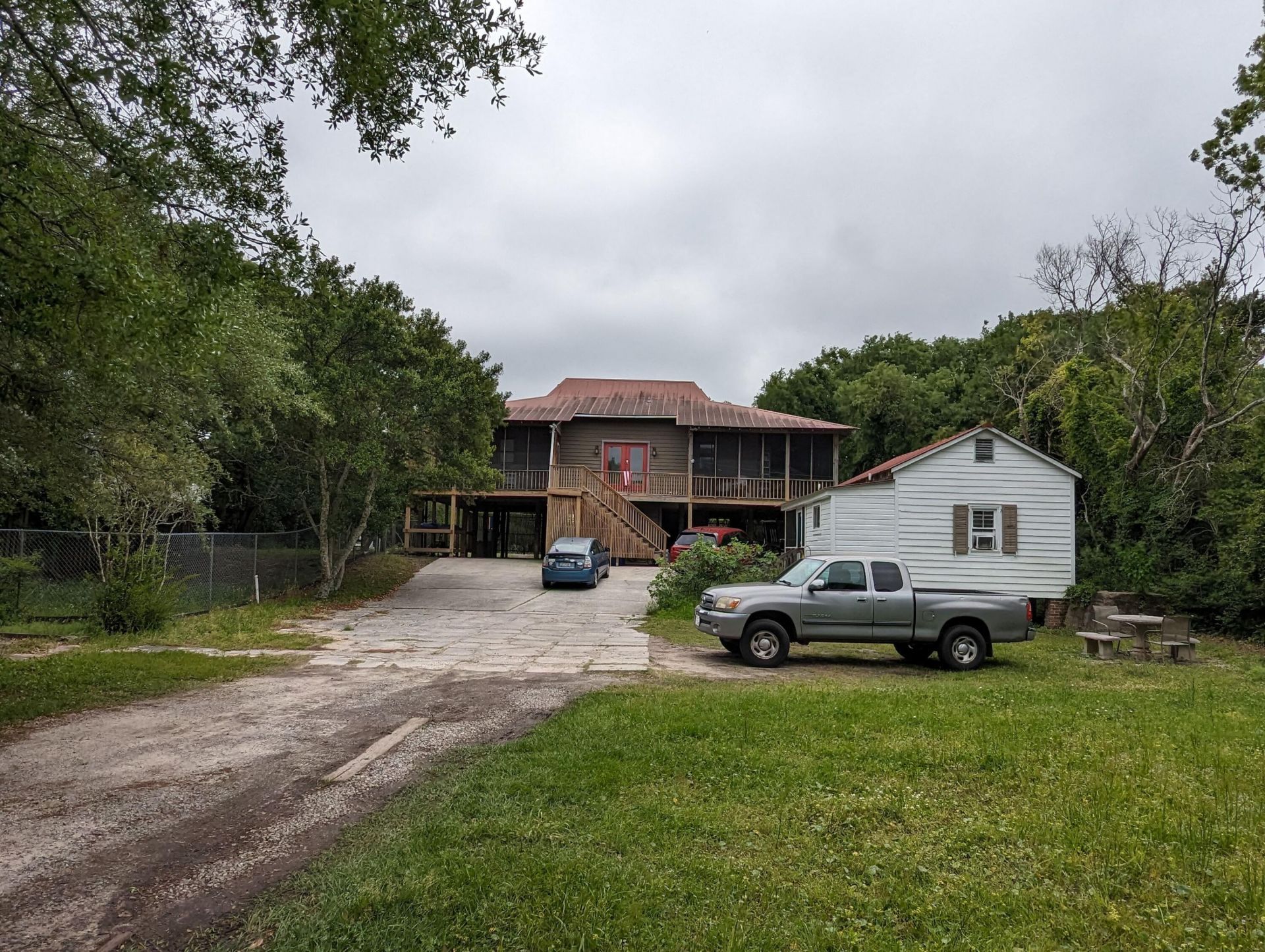 2668 Middle Street Photo 6