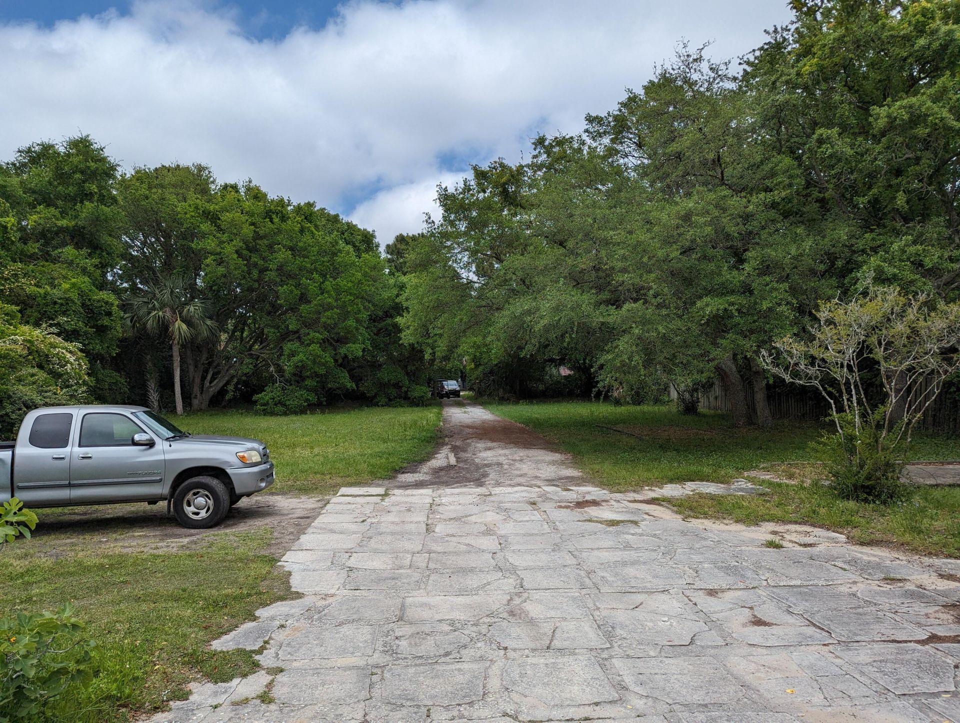 2668 Middle Street Photo 9