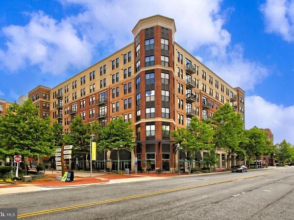 444 W BROAD STREET, Unit 224, FALLS CHURCH, VA 22046