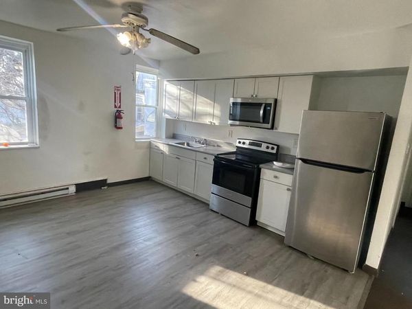 2723 2725 W 3RD STREET, Unit 1F, CHESTER, PA 19013