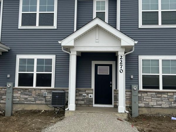 2270 Barbera Drive, Oswego, IL 60543