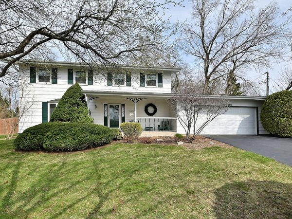 37W208 Olwin Drive, Elgin, IL 60124