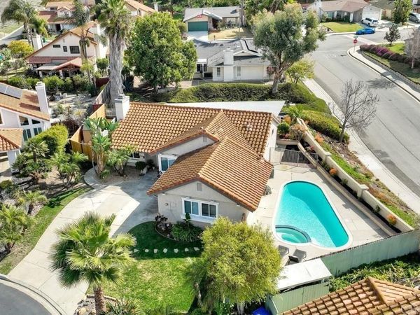 1035 Bridle Path Way, Oceanside, CA 92057