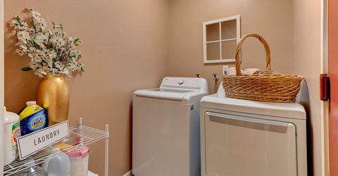 8745 Ski Ct, Elk Grove, CA 95624 Photo