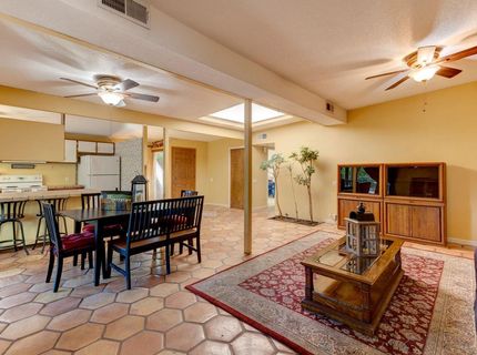 8745 Ski Ct, Elk Grove, CA 95624 Photo