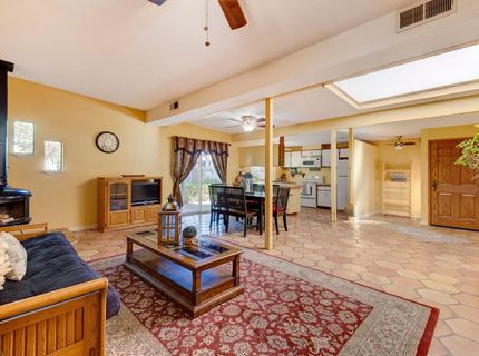 8745 Ski Ct, Elk Grove, CA 95624 Photo