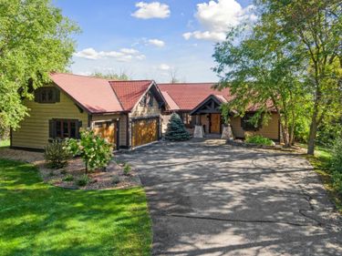 15749 58th Street NW, Annandale, MN 55302