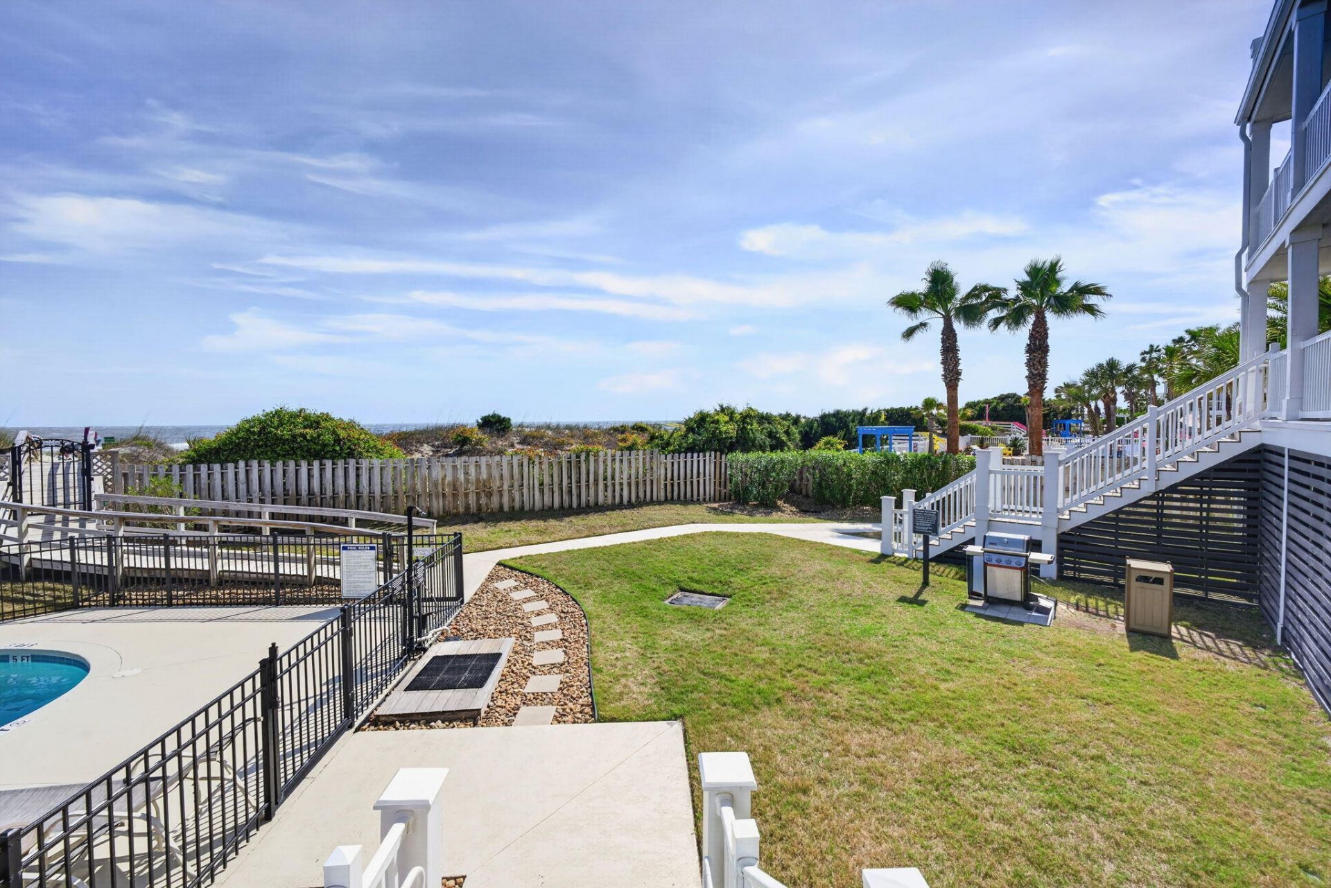 1006 Ocean Boulevard Photo 40