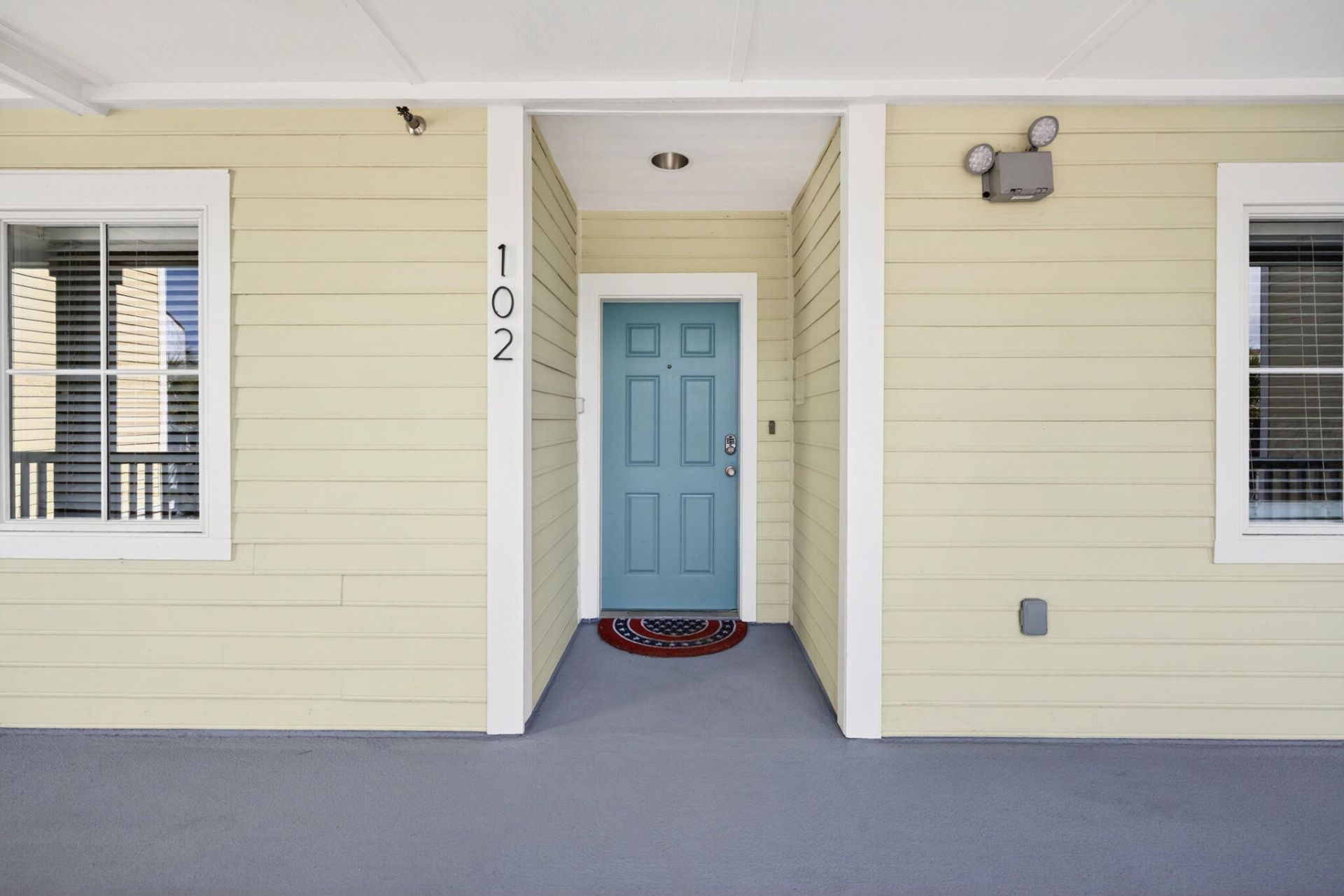 1006 Ocean Boulevard Photo 5