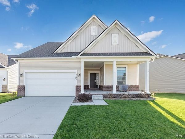 8126 Carston Lane, Green Oak Twp, MI 48116