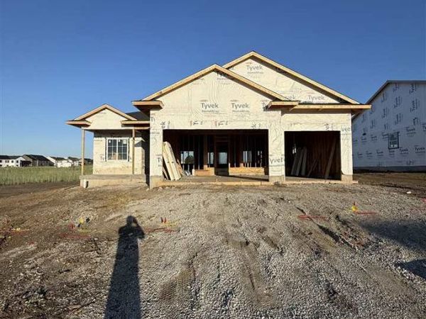 125 S Seven Oaks Rd, North Liberty, IA 52317