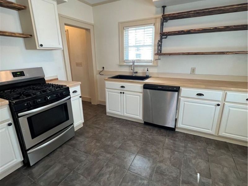 1129 Avon Street, Akron, OH 44310 Photo 10