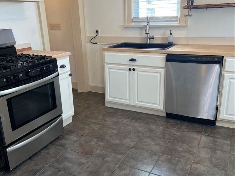 1129 Avon Street, Akron, OH 44310 Photo 12