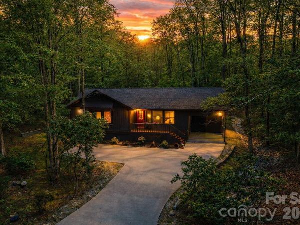 417 Soquili Drive, Brevard, NC 28712