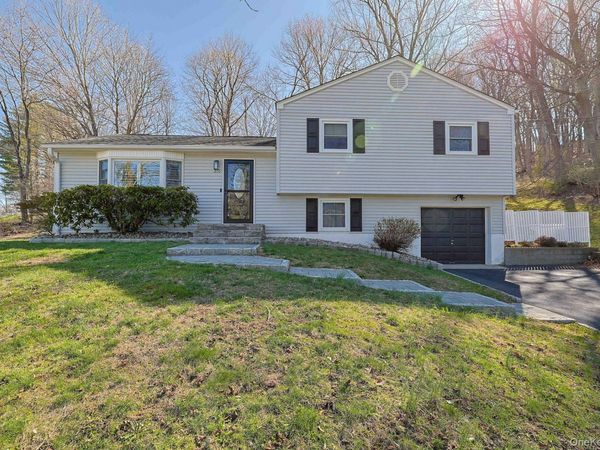 210 Varian Road , Cortlandt Manor, NY 10567