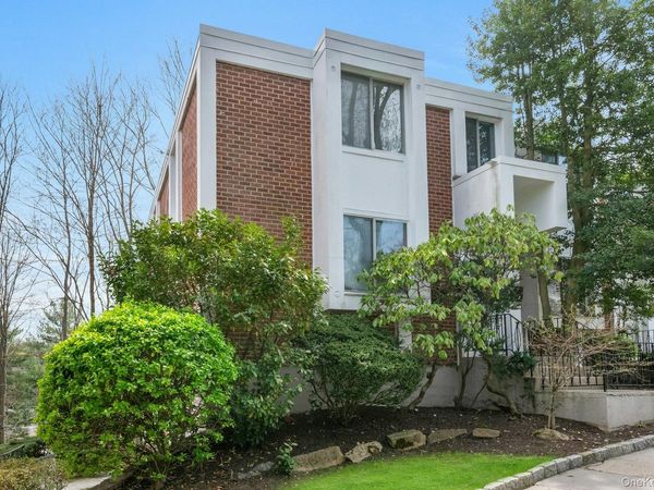 1211 Colony Drive, Hartsdale, NY 10530