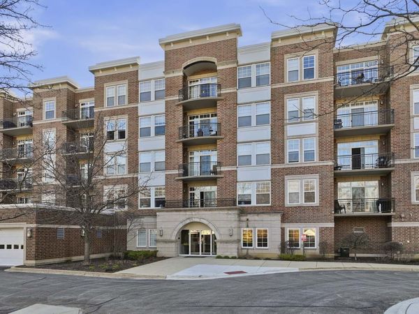 455 W Wood Street , Unit 405, Palatine, IL 60067