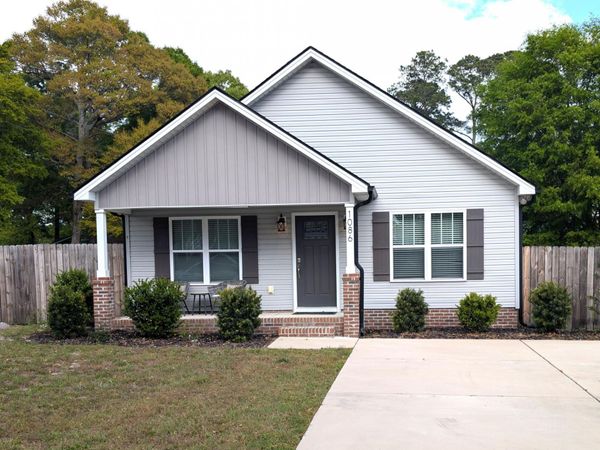 1086 Mille Avenue SW, Calabash, NC 28467