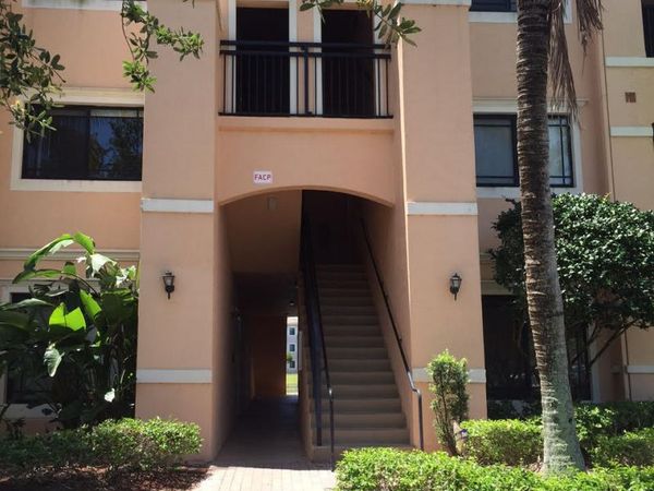 2811 Grande Parkway, Unit 202, Palm Beach Gardens, FL 33410