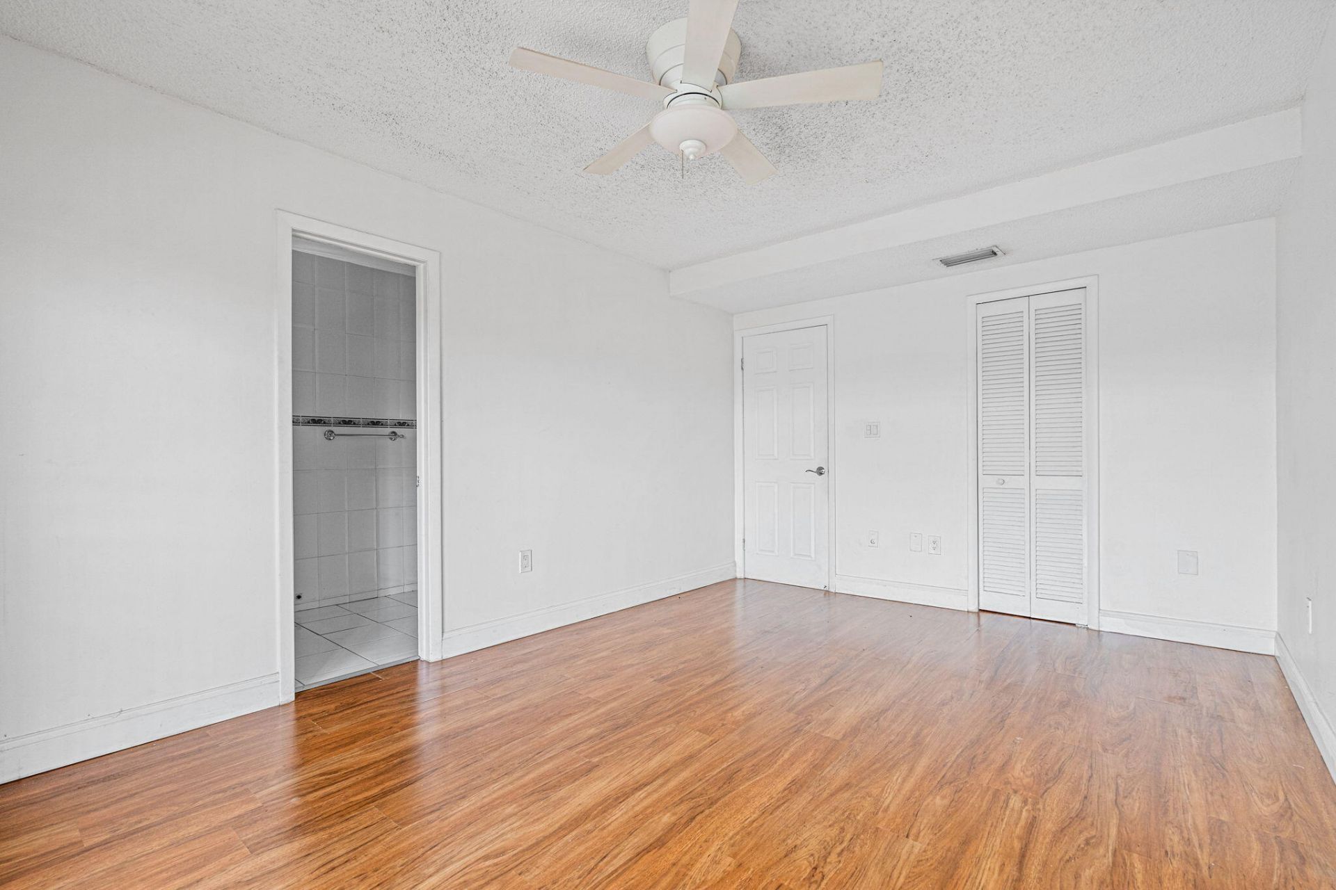 1340 W 41st Street, Unit 101, Hialeah, FL 33012 Photo