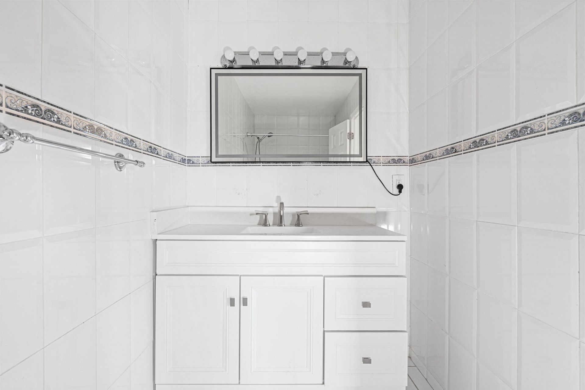 1340 W 41st Street, Unit 101, Hialeah, FL 33012 Photo