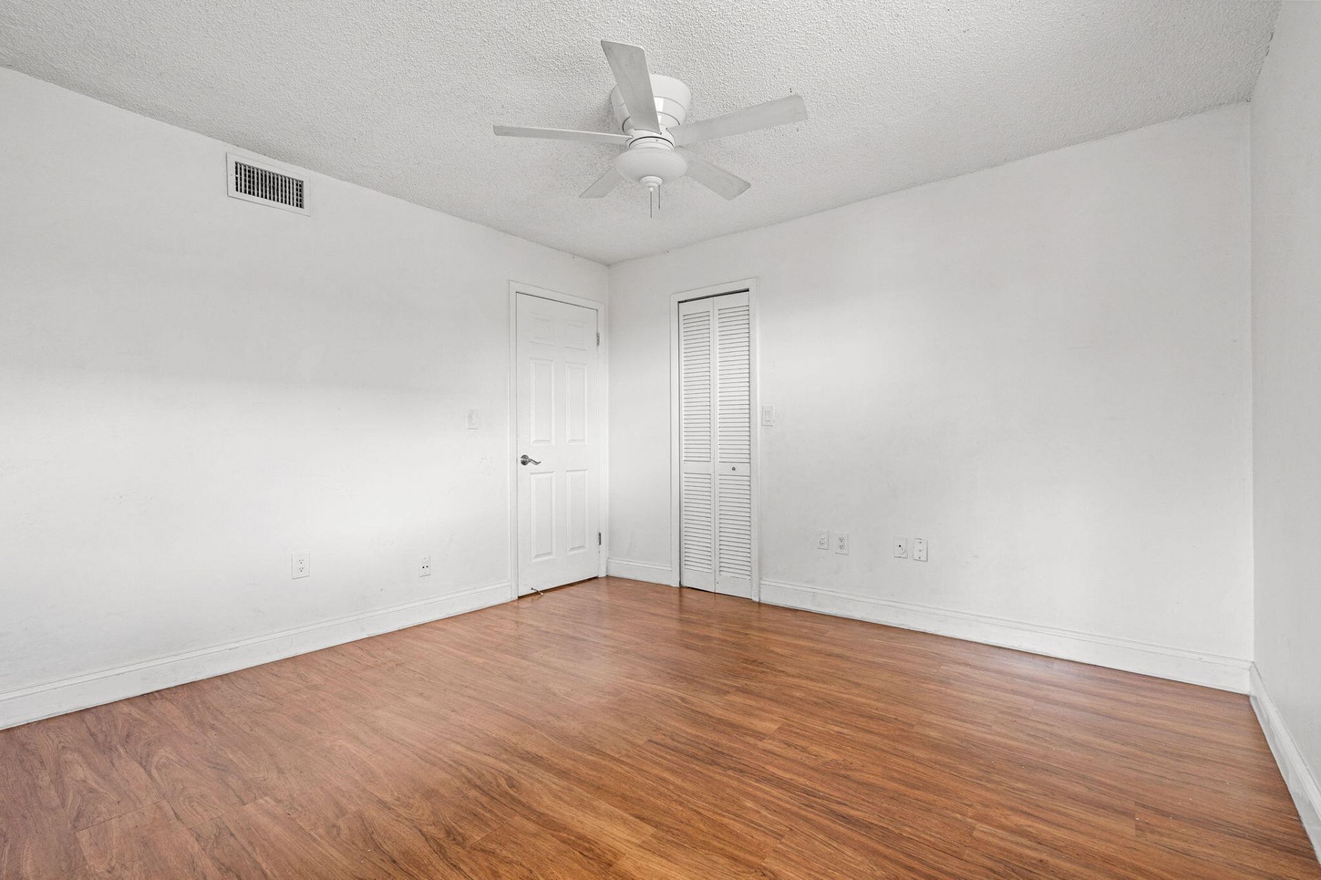 1340 W 41st Street, Unit 101, Hialeah, FL 33012 Photo