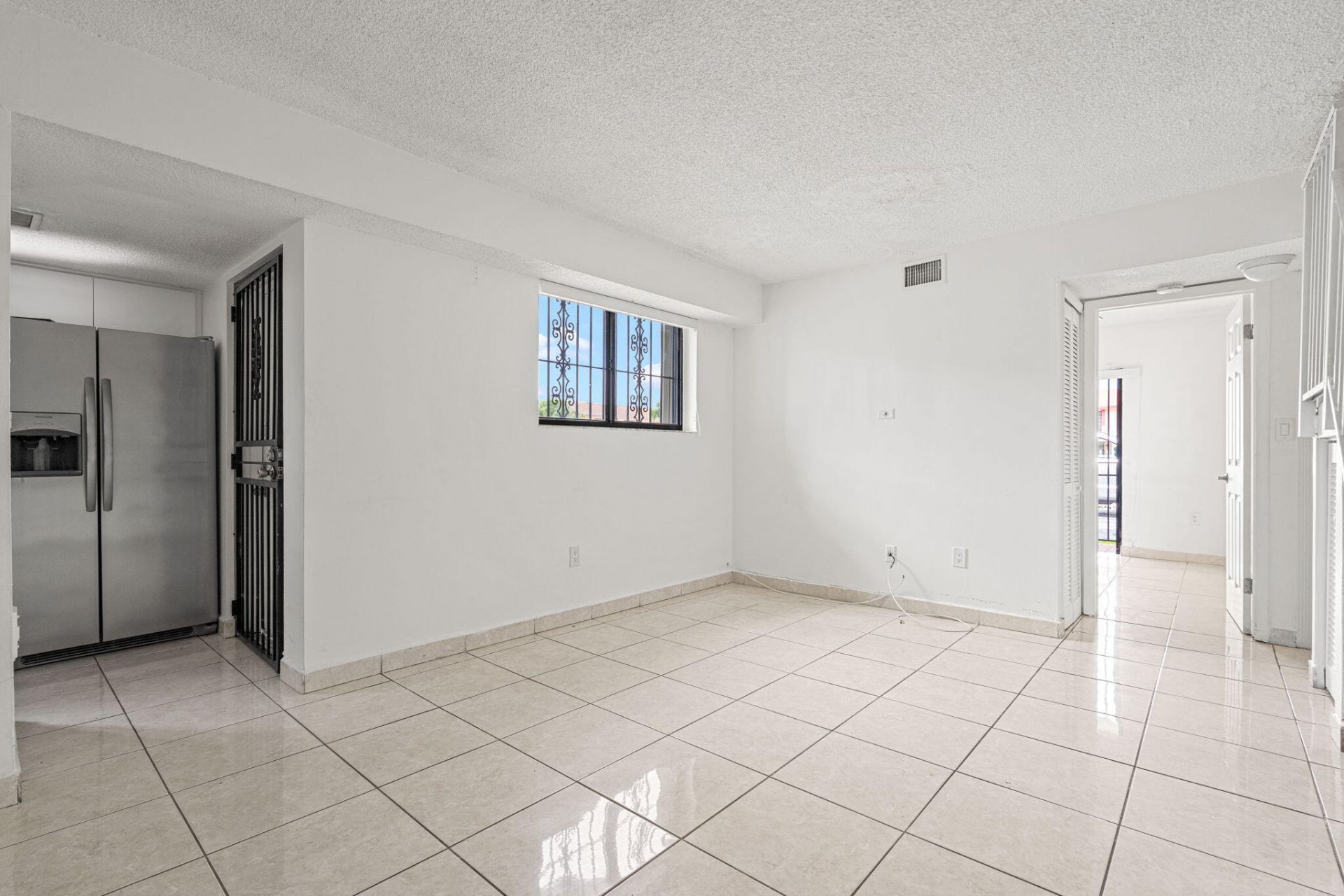 1340 W 41st Street, Unit 101, Hialeah, FL 33012 Photo