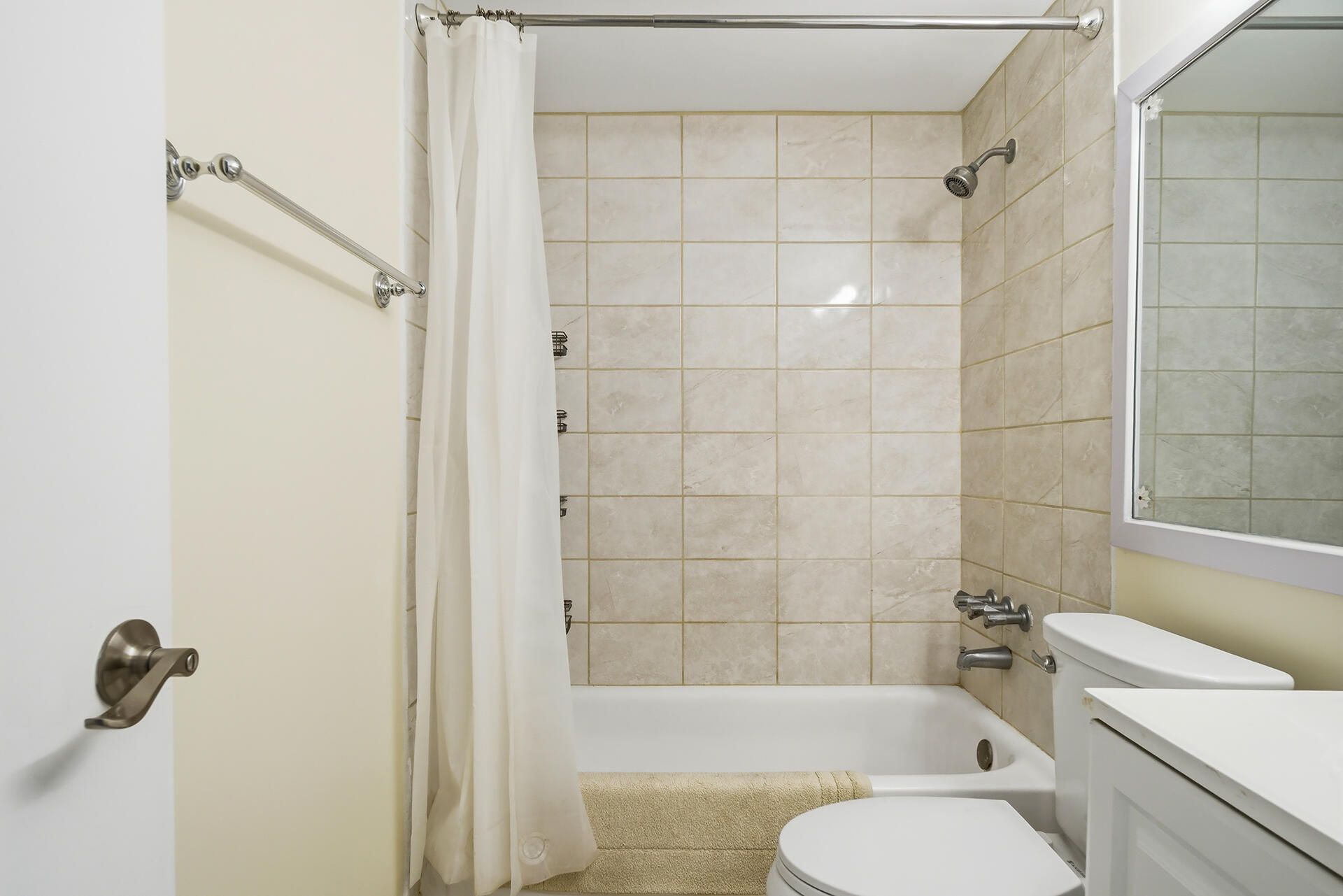 142 Norwich F, West Palm Beach, FL 33417 Photo