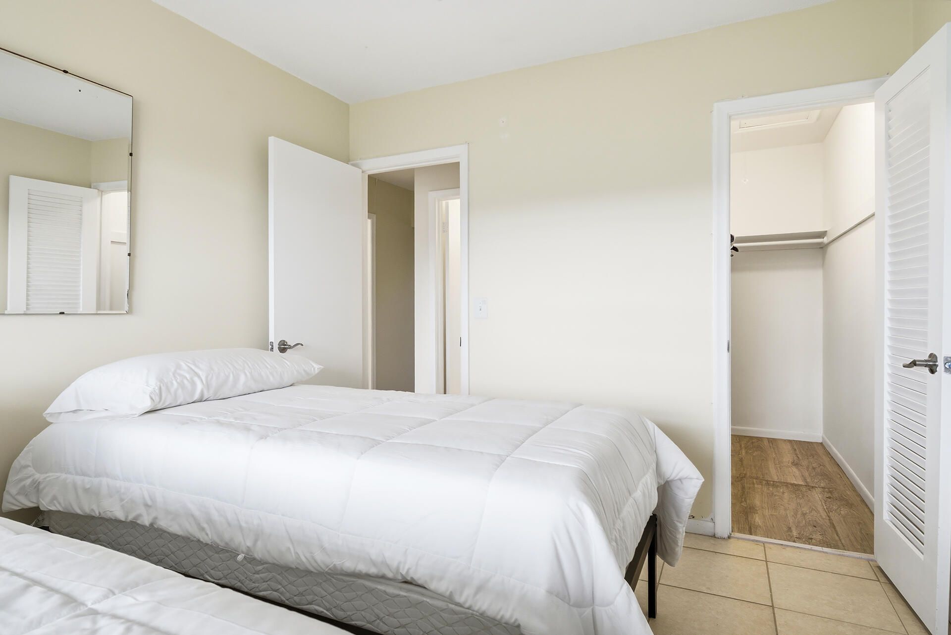 142 Norwich F, West Palm Beach, FL 33417 Photo