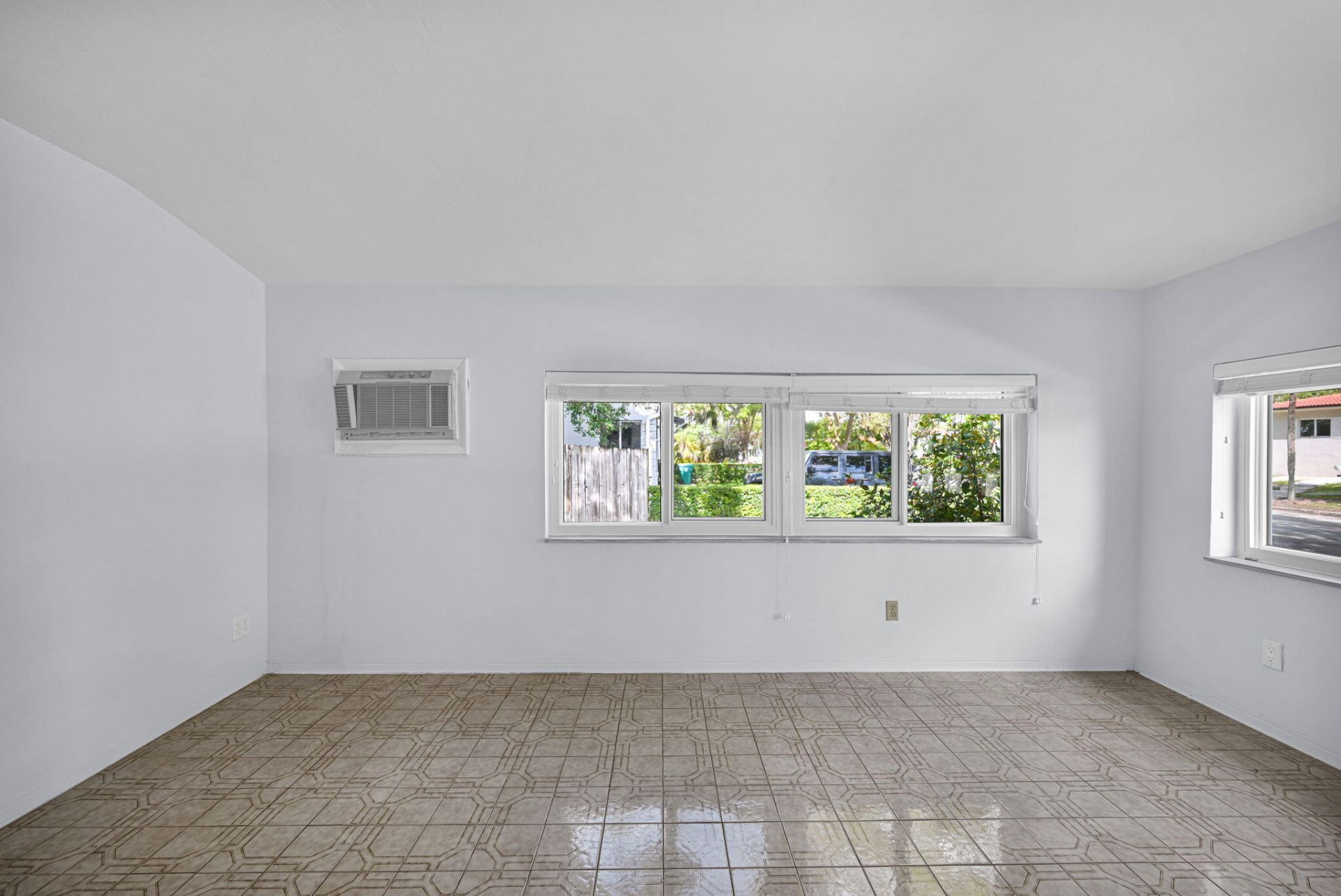 2200 SW 23rd Terrace, Miami, FL 33145 Photo
