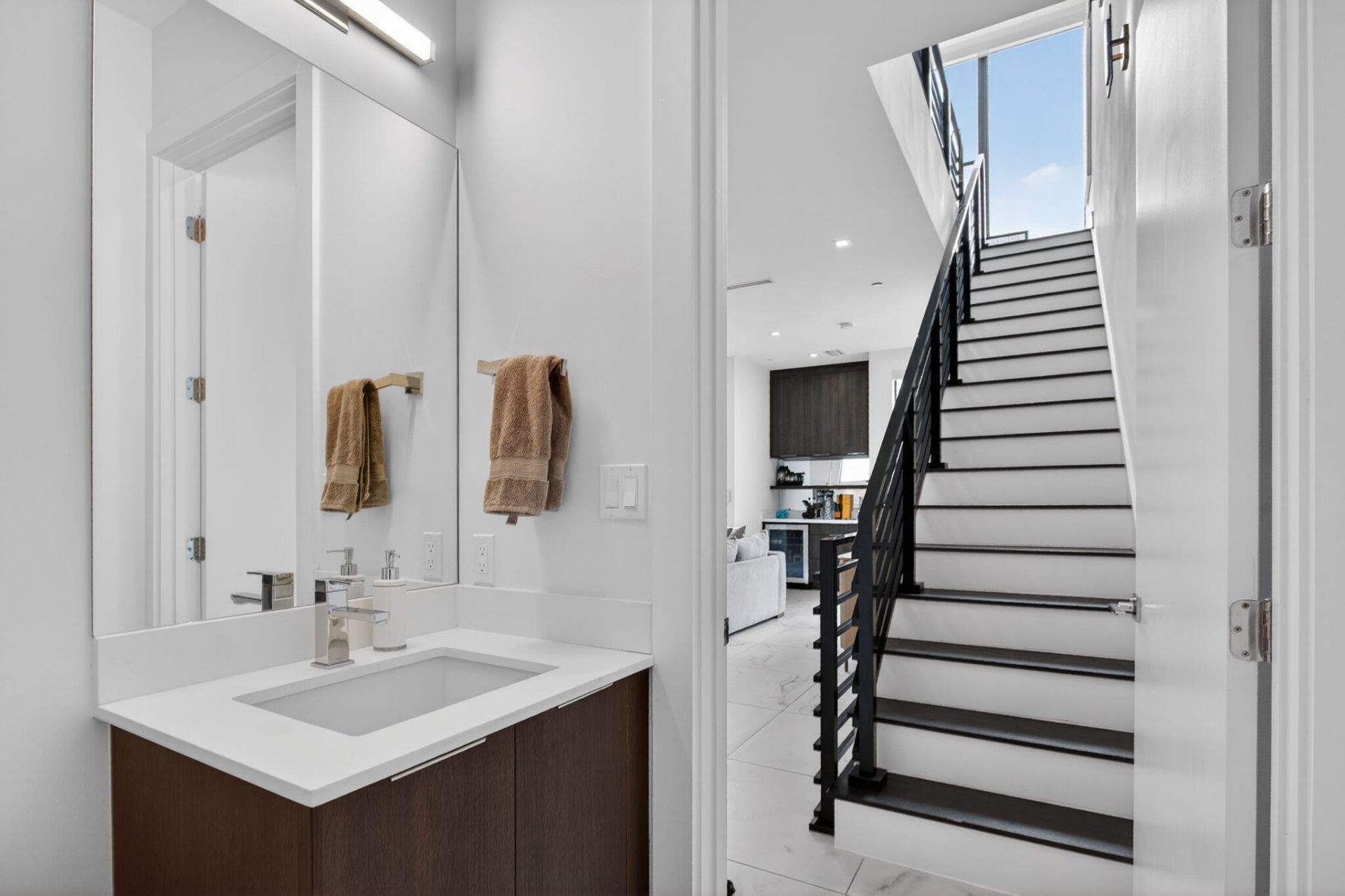 1044 N Victoria Park Road, Fort Lauderdale, FL 33304 Photo