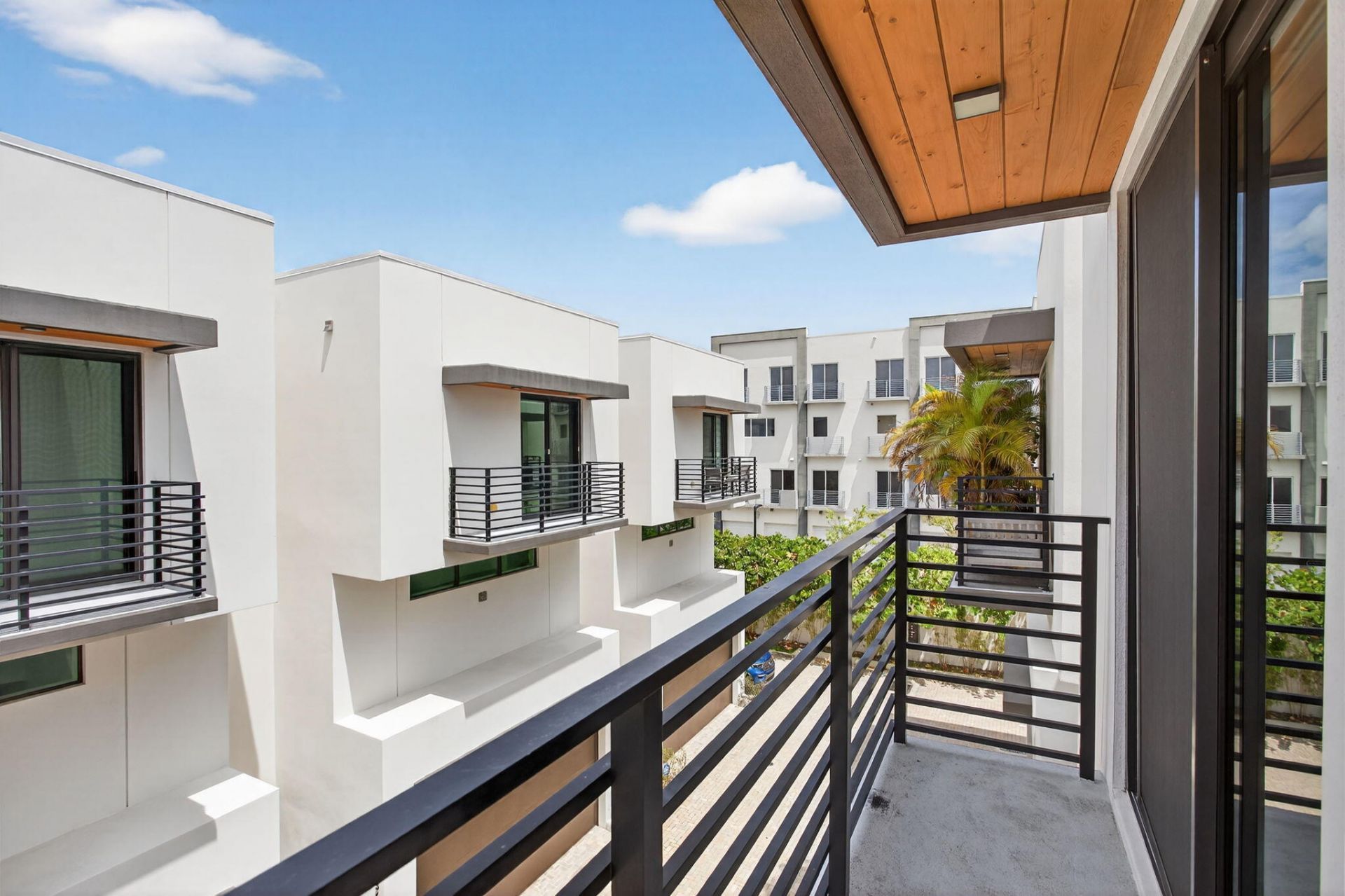 1044 N Victoria Park Road, Fort Lauderdale, FL 33304 Photo