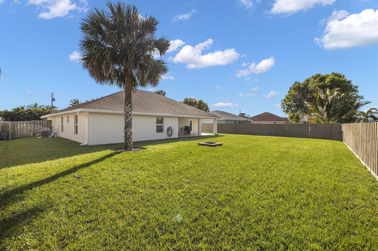 5957 NW Brenda Circle, Port Saint Lucie, FL 34986 Photo