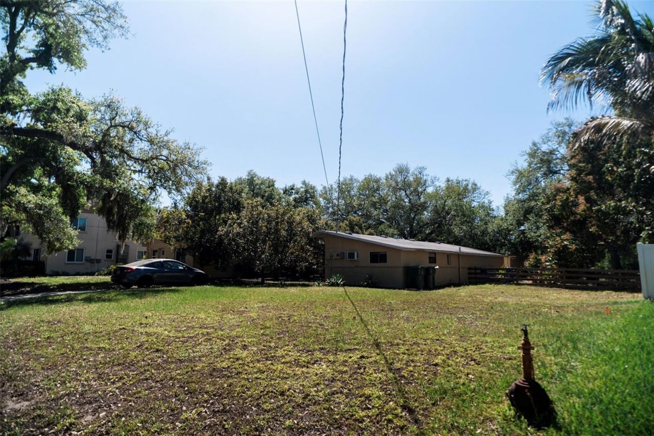 400 20th Street E, Unit 1-6, Bradenton, FL 34208 Photo