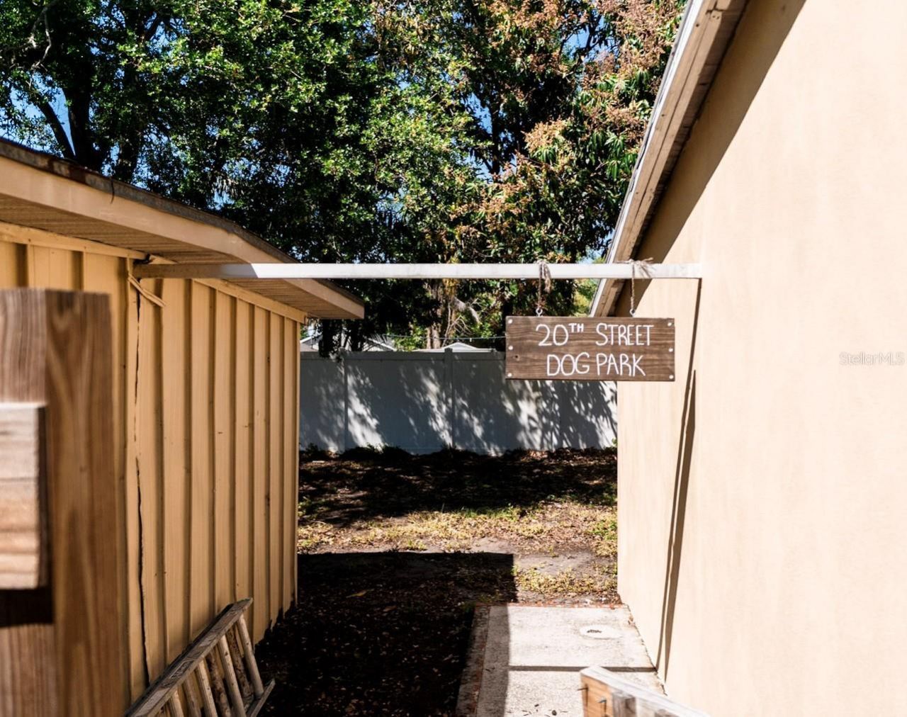 400 20th Street E, Unit 1-6, Bradenton, FL 34208 Photo