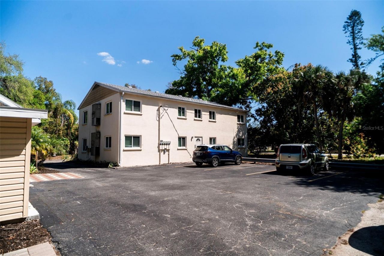 400 20th Street E, Unit 1-6, Bradenton, FL 34208 Photo