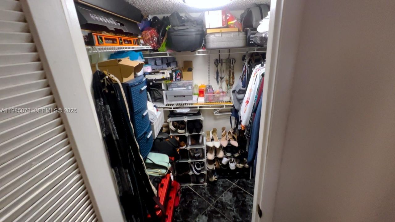 1900 W 68th St, Unit D207, Hialeah, FL 33014 Photo