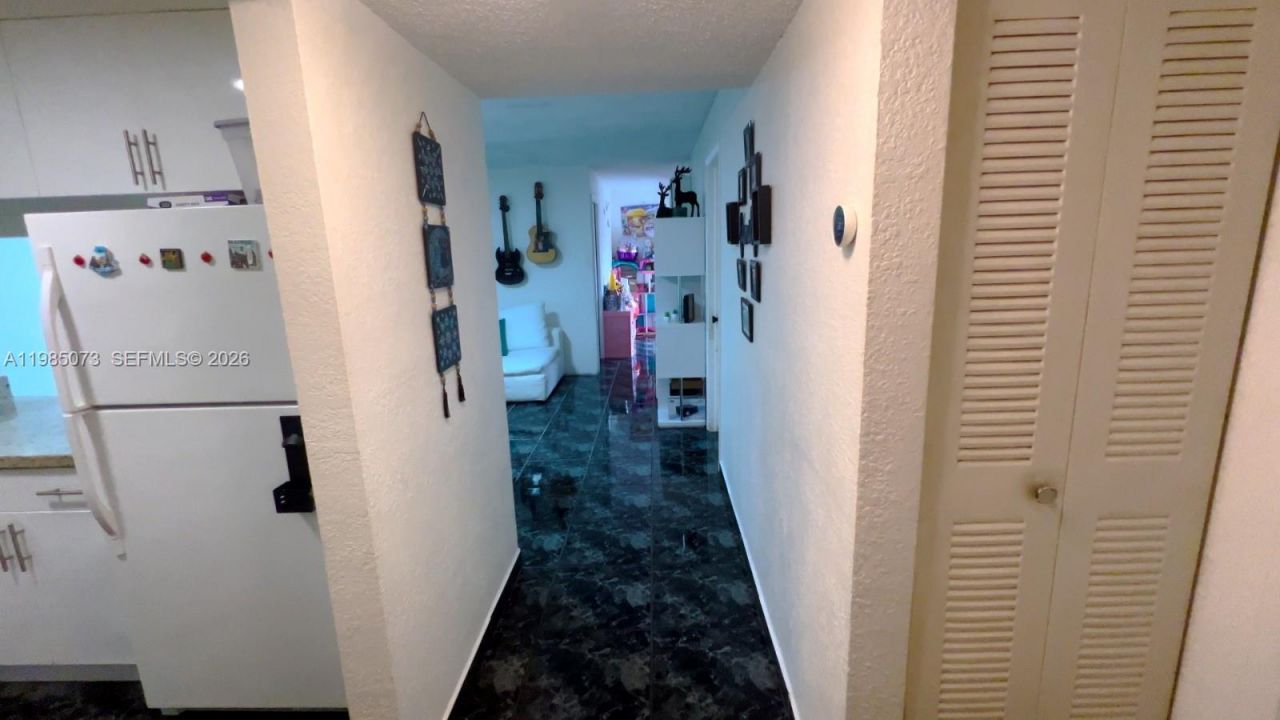 1900 W 68th St, Unit D207, Hialeah, FL 33014 Photo