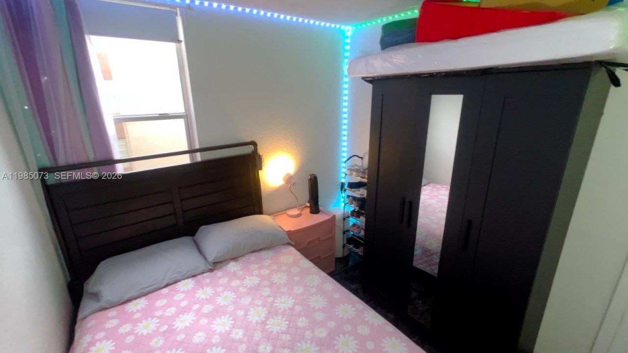 1900 W 68th St, Unit D207, Hialeah, FL 33014 Photo