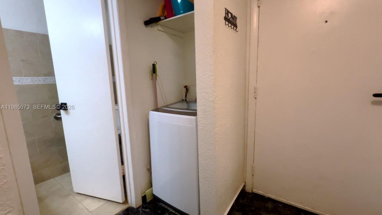 1900 W 68th St, Unit D207, Hialeah, FL 33014 Photo