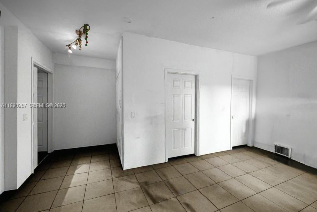 3018 NW 23rd Ave, Miami, FL 33142 Photo