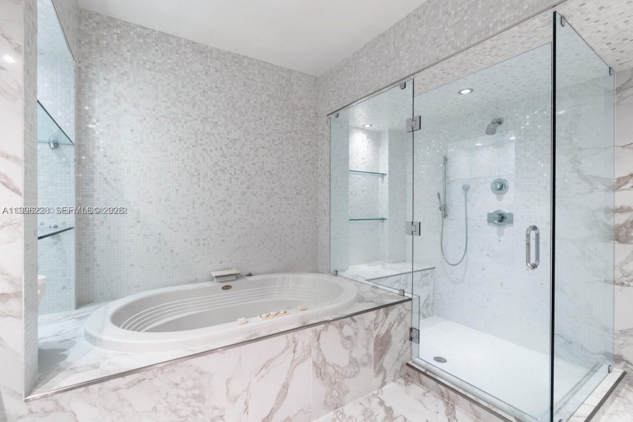 450 Alton Rd, Unit 3303, Miami Beach, FL 33139 Photo