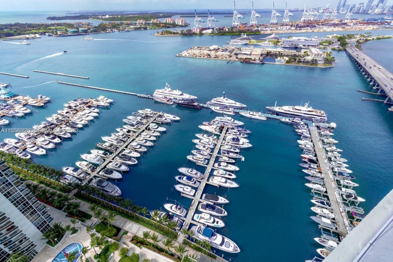 450 Alton Rd, Unit 3303, Miami Beach, FL 33139 Photo