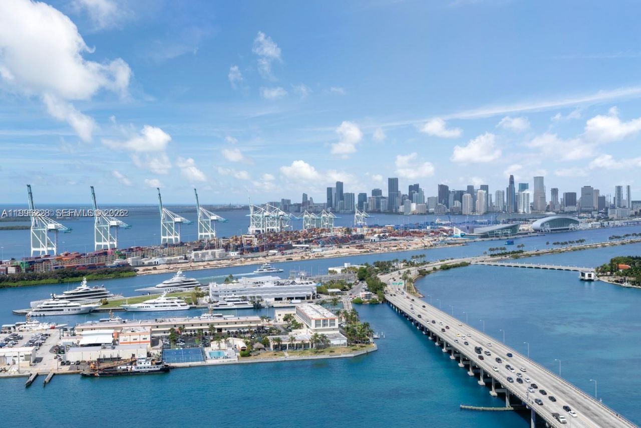 450 Alton Rd, Unit 3303, Miami Beach, FL 33139 Photo